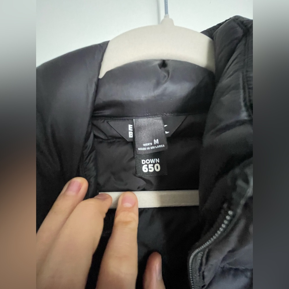 NWOT Eddie Bauer Black Puffer Vest - Picture 2 of 3